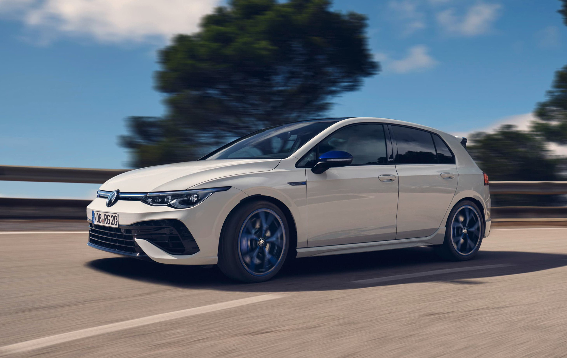 庆祝r性能部门成立20周年大众发布高尔夫r特别版车型