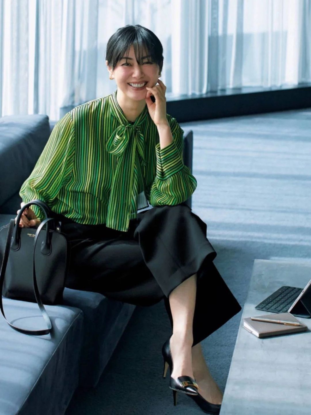 为什么日本女人穿搭简单却很高级?这3个技巧,中国大妈都忽略了