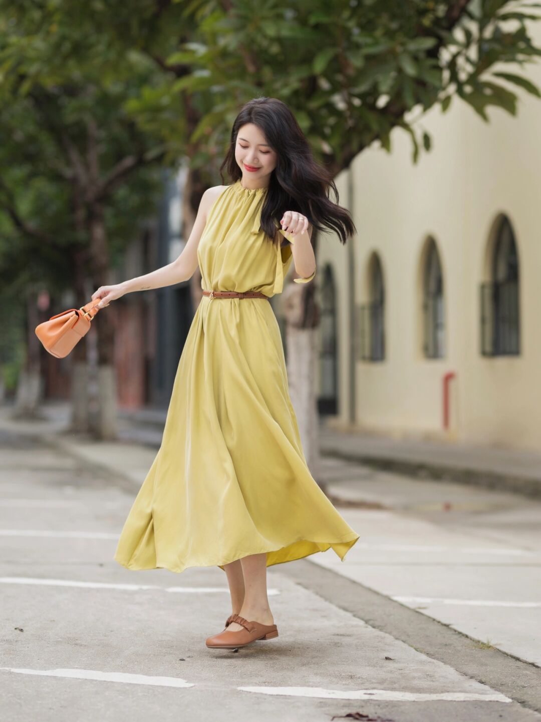 会打扮的女人,都爱穿衬衫,半身裙,连衣裙,简约洋气还不挑人