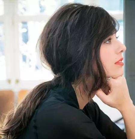 慵懒低马尾怎么扎好看不显老