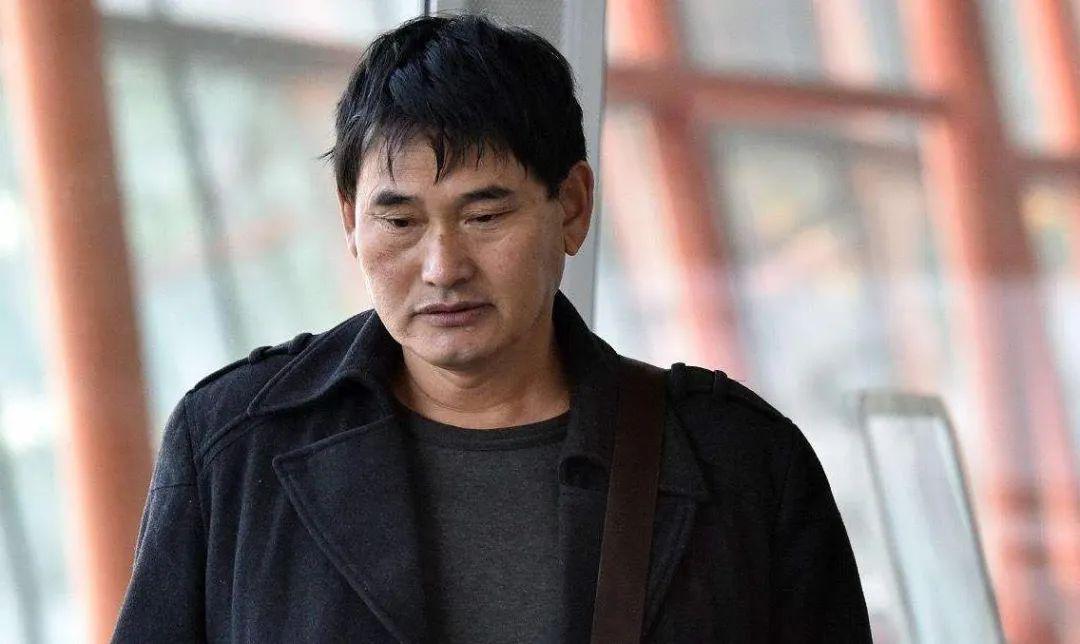 大衣哥没错粉丝却因大衣哥而坐牢我不杀伯仁伯仁却因我而死