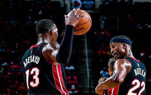 3比2!凯尔特人获东决赛点!洛瑞0分!双探花47分!休闲区蓝鸢梦想 - Www.slyday.coM 3比2!凯尔特人获东决赛点!洛瑞0分!双探花47分!休闲区蓝鸢梦想 - Www.slyday.coM