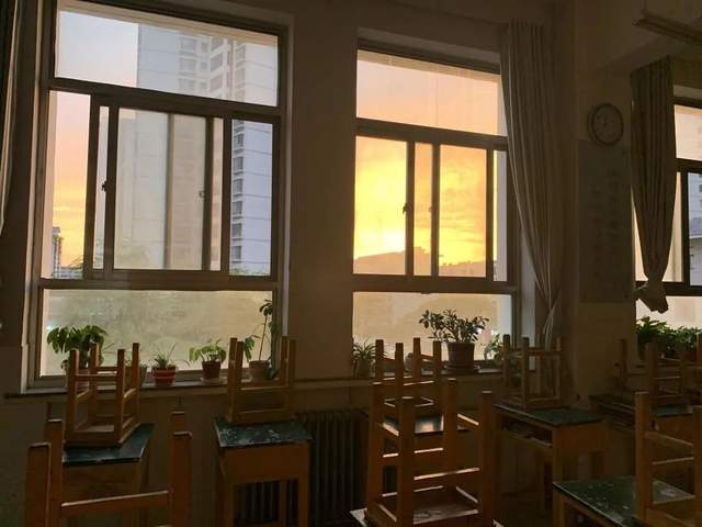 王心凌凭一首《爱你》再度翻红，网友：她的粉丝只是老了！休闲区蓝鸢梦想 - Www.slyday.coM