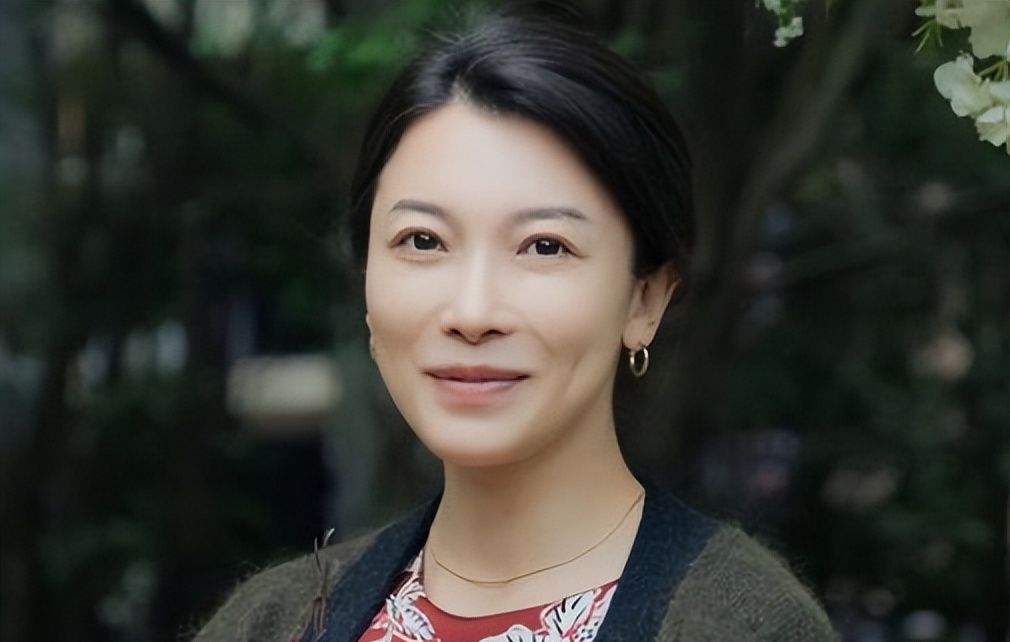 黄磊爱徒张棪琰凭知否再次翻红如今43岁的她依旧风韵犹存