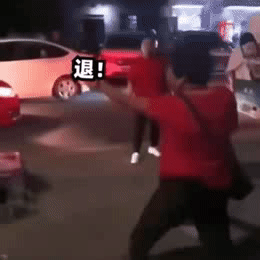 孙莉跳舞再被群嘲，曾自夸是专业舞者，僵硬拧巴用力过猛真的尴尬休闲区蓝鸢梦想 - Www.slyday.coM