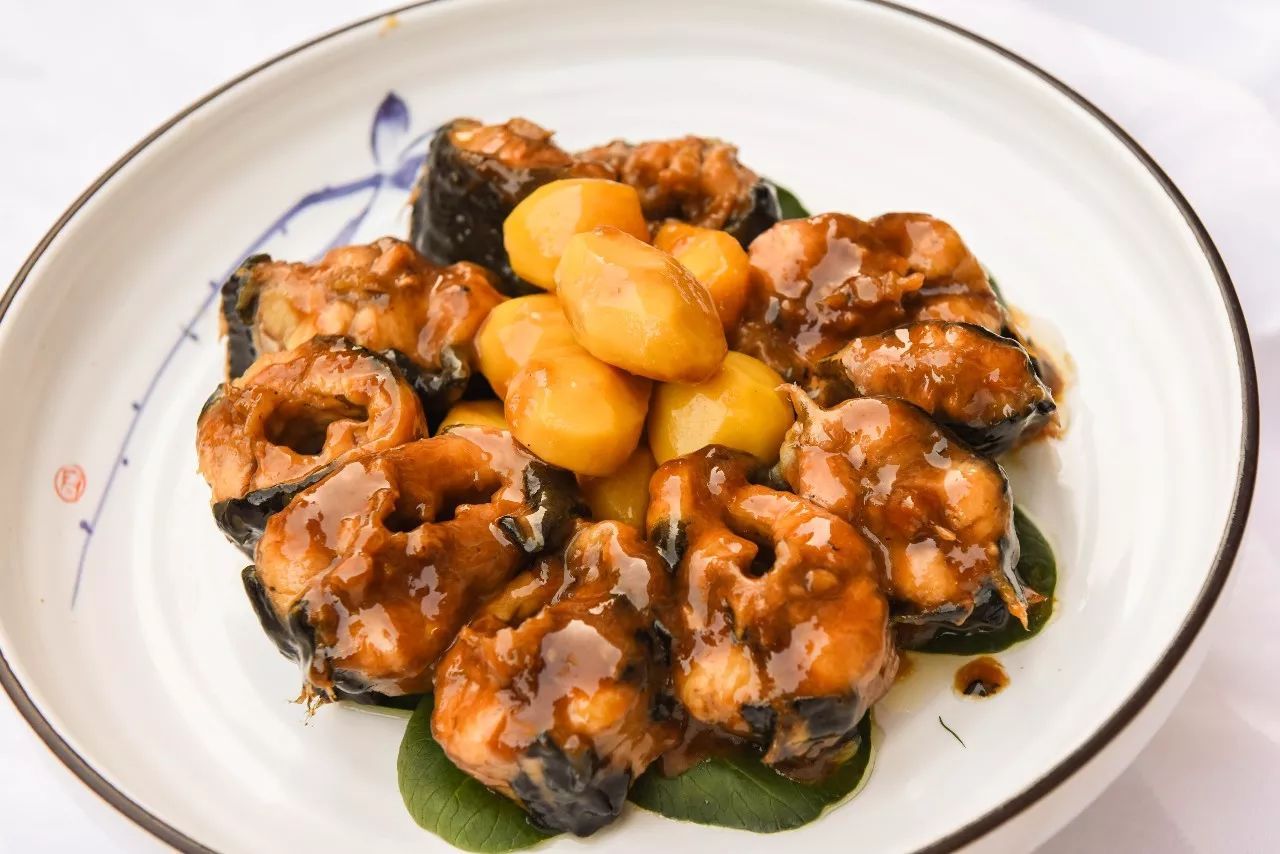 美味的黄焖鳗鱼