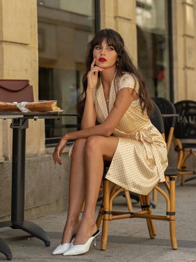 法式茶歇裙不愧是夏日爆火单品不仅显高显瘦还能打造优雅气质