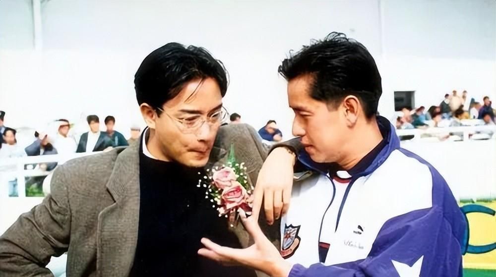 李健唱的这首歌30年前唱哭张国荣是谭咏麟一生的痛