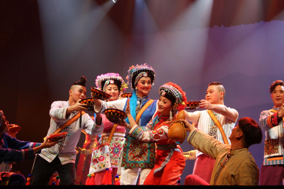 今夜达人秀 ▏好看不过花灯戏|云南|花灯|花灯戏_新浪新闻