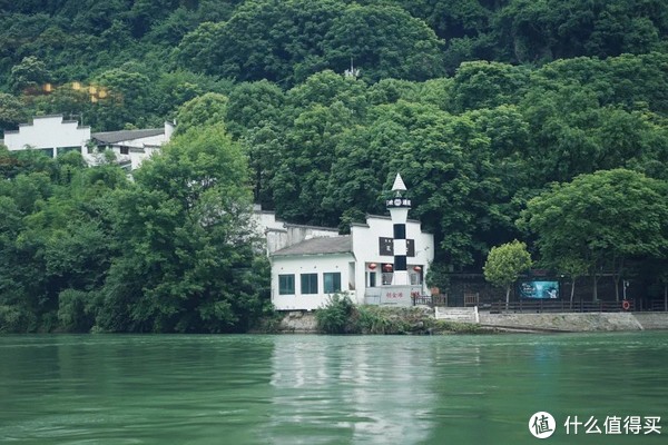 这个一生必看的超级风景，绝对称得上震撼人心！休闲区蓝鸢梦想 - Www.slyday.coM