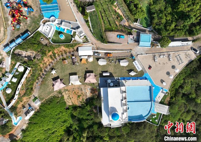 荒山变庄园浙江青田归侨打造欧式网红打卡点