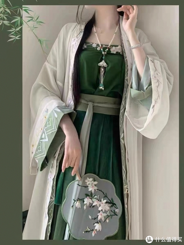 各朝代表性汉服大赏,你最欣赏哪个哪个形制?|汉服_新浪新闻