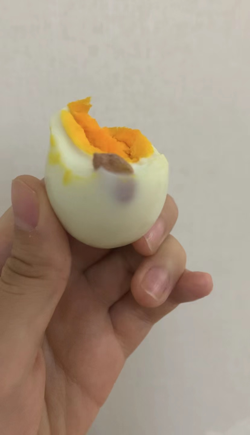 涨知识了鸡蛋里面还真能挑出骨头