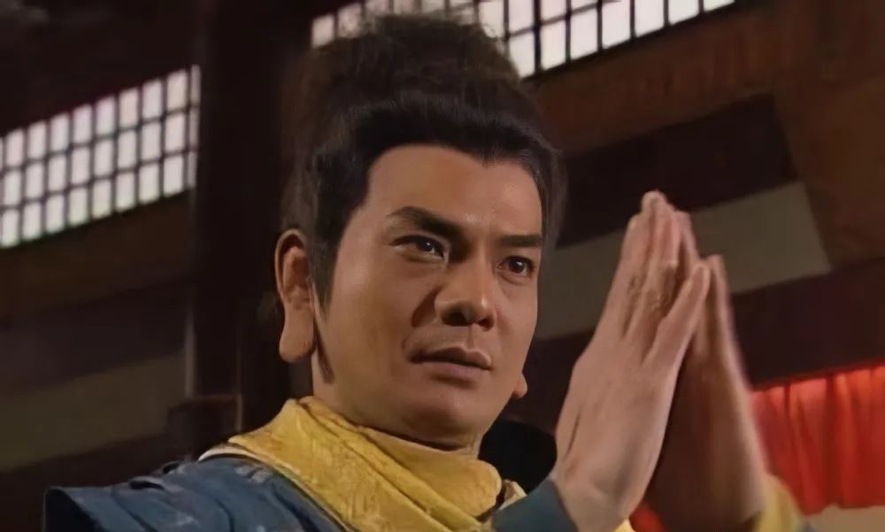 天龙八部中鸠摩智实力如何不发病乔峰都得挨揍