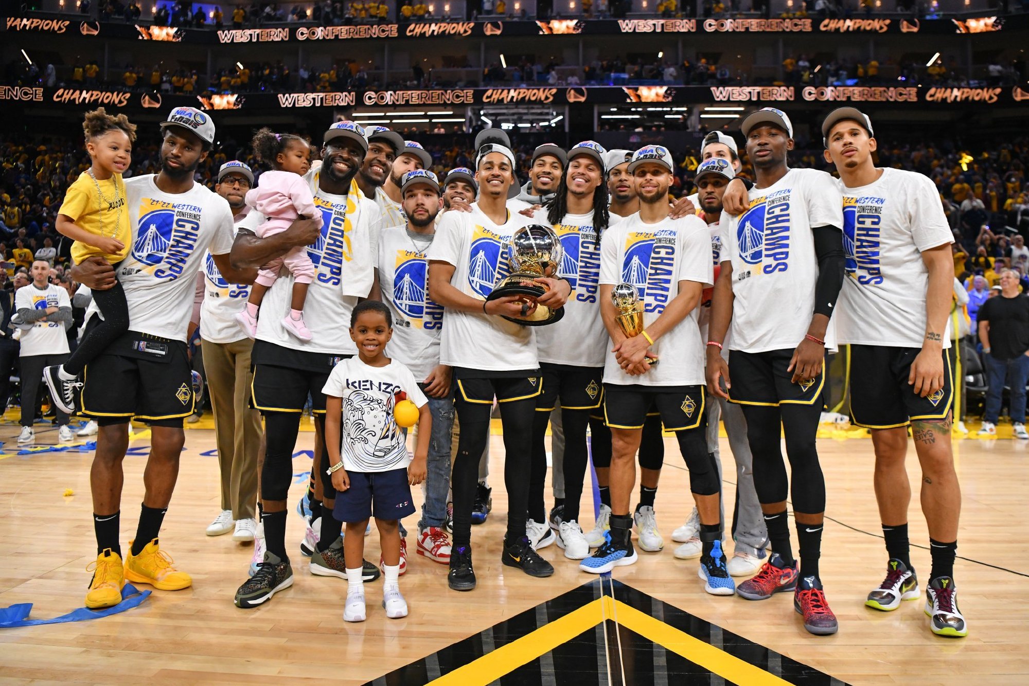 库里坚守1102天！上次科比还在，杜兰特还穿35号，疫情还没来休闲区蓝鸢梦想 - Www.slyday.coM