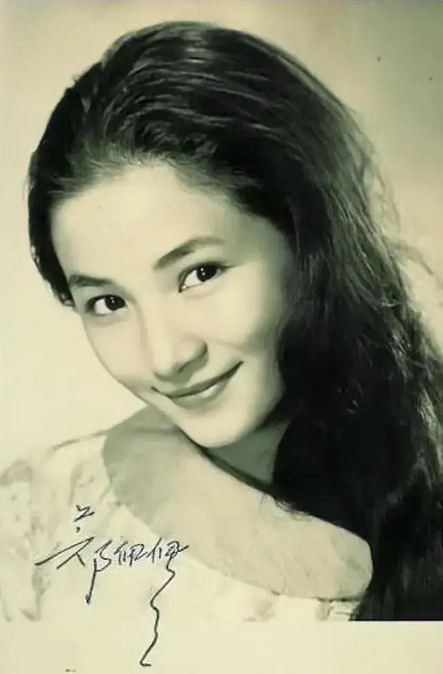 她曾是第一代武打女星，23岁沦为豪门生育机器，为生男孩怀孕8次休闲区蓝鸢梦想 - Www.slyday.coM