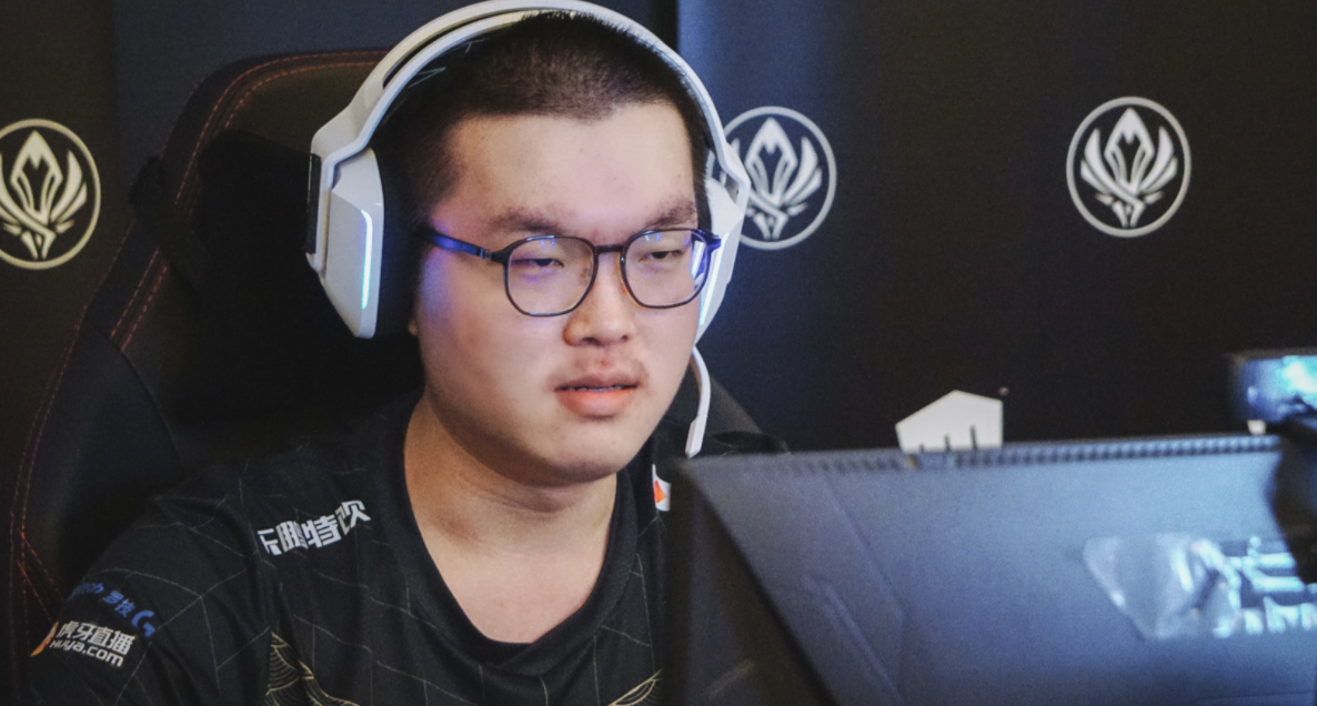 MSI首场半决赛：RNG大战EG，RNG晋级决赛板上钉钉休闲区蓝鸢梦想 - Www.slyday.coM