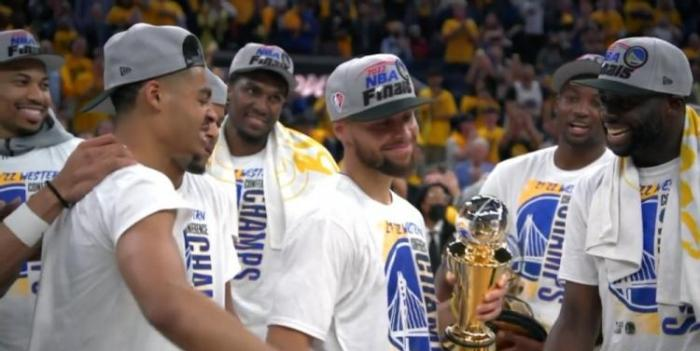 赚翻了!勇士故意输G4一举两得,库里西决MVP,三场多拿5800万休闲区蓝鸢梦想 - Www.slyday.coM 赚翻了!勇士故意输G4一举两得,库里西决MVP,三场多拿5800万休闲区蓝鸢梦想 - Www.slyday.coM