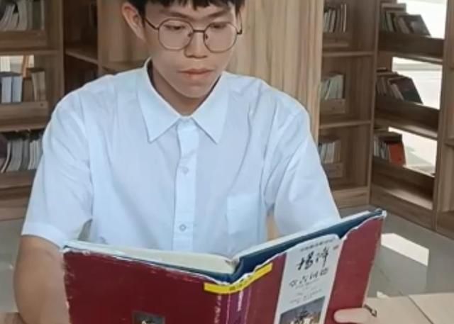 高三学生从倒数逆袭年级第一被保送,培养孩子成才的秘密是什么?休闲区蓝鸢梦想 - Www.slyday.coM 高三学生从倒数逆袭年级第一被保送,培养孩子成才的秘密是什么?休闲区蓝鸢梦想 - Www.slyday.coM