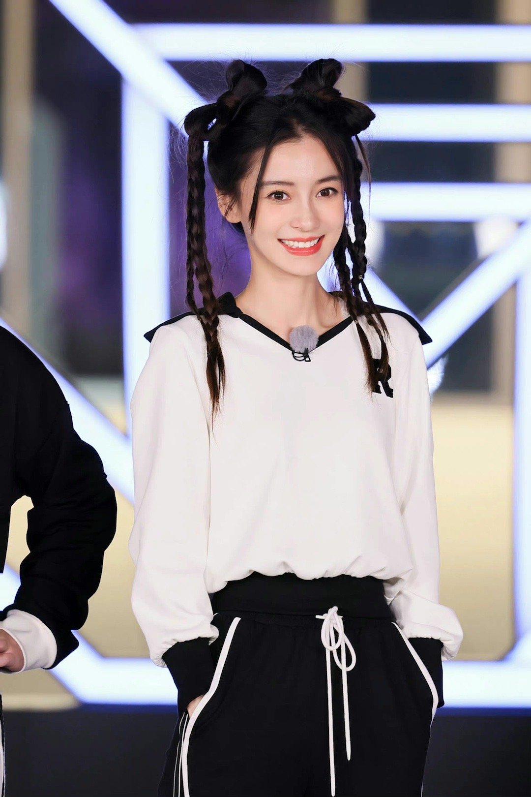 angelababy《奔跑吧》最新剧照 96 双马尾真的巨青春……|双马尾