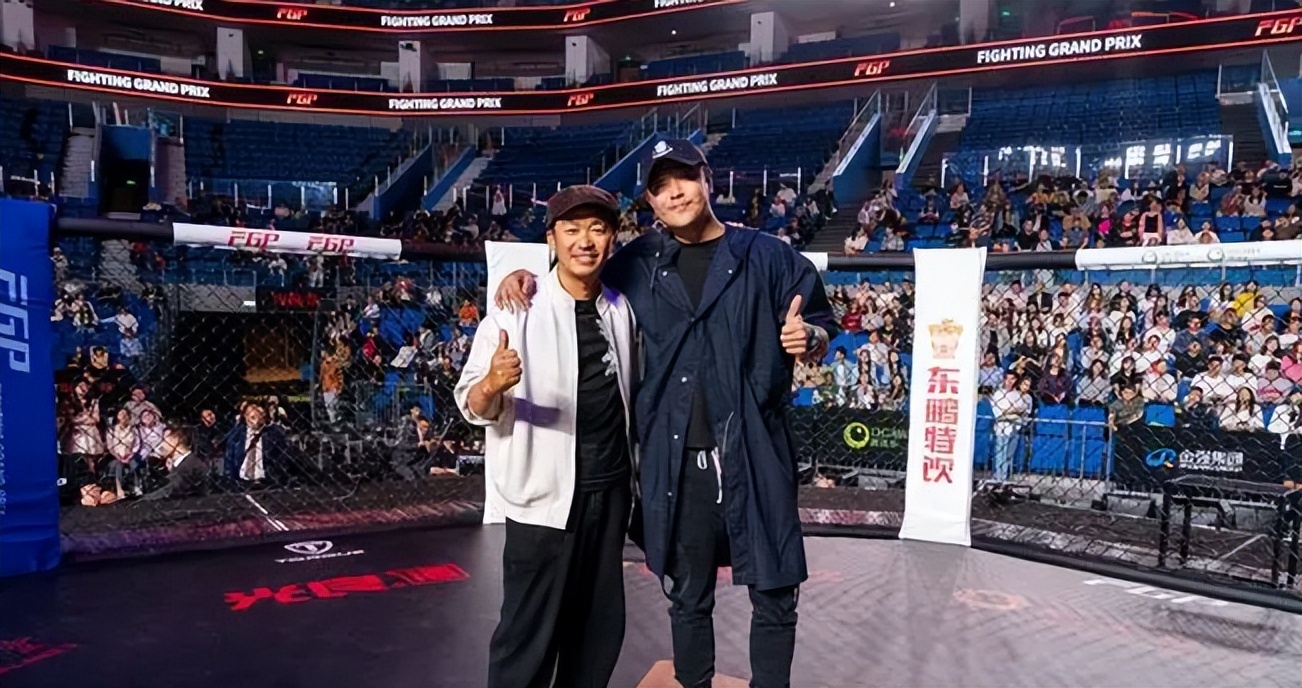 《八角笼》杀青，甄子丹探班王宝强，陈思诚：一定要喝上杀青酒休闲区蓝鸢梦想 - Www.slyday.coM