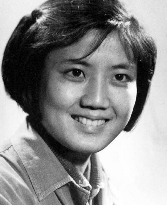 李秀明:凭《春苗》成名,当红时隐退经商,活出同样精彩|春苗|李秀明|许