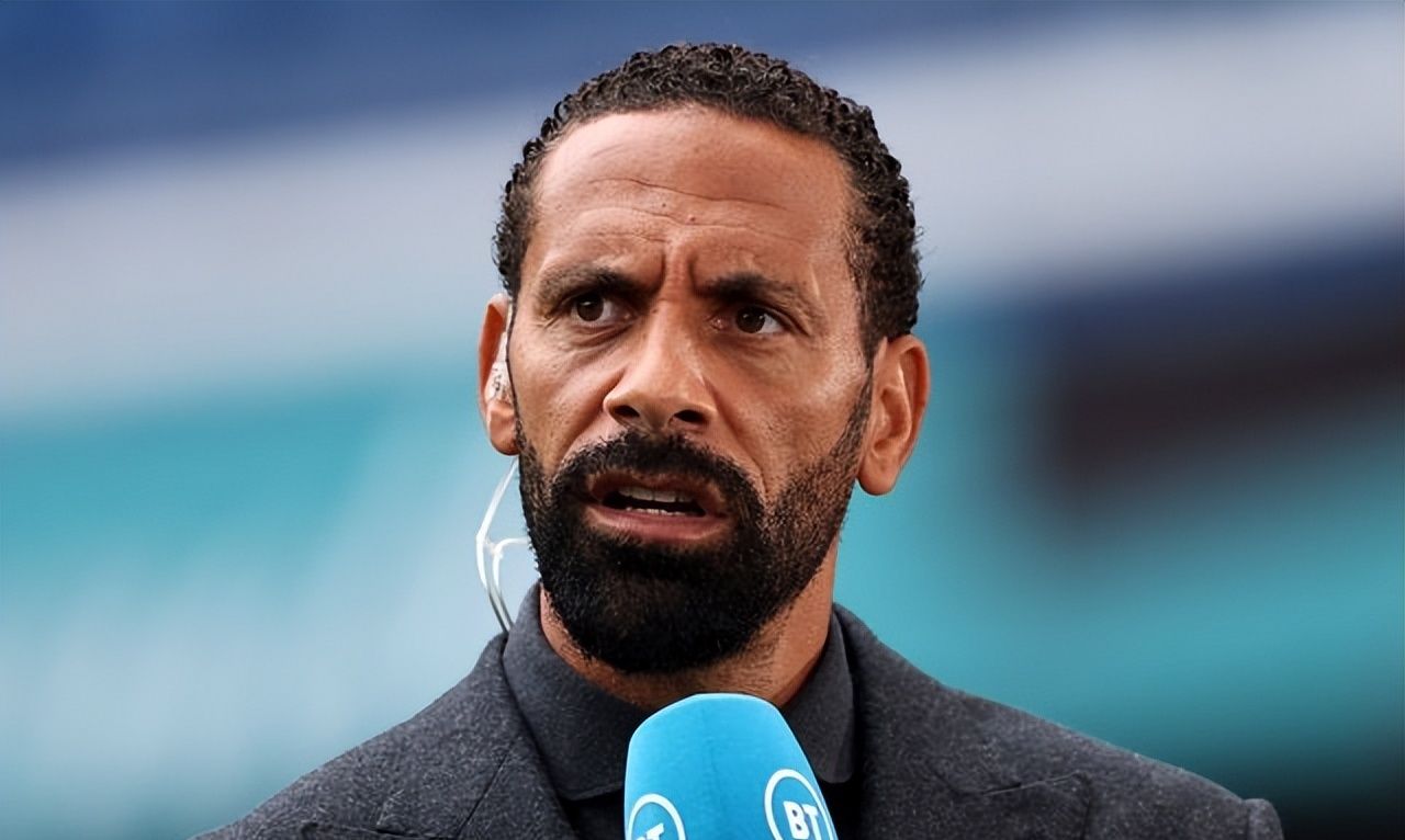 里奥费迪南德自认是英超最佳中后卫意外与特里掀起玻璃心骂战