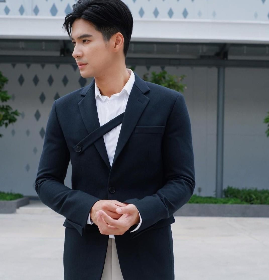 泰星mike我跟pooklook的关系有些奇怪但是我觉得很幸福