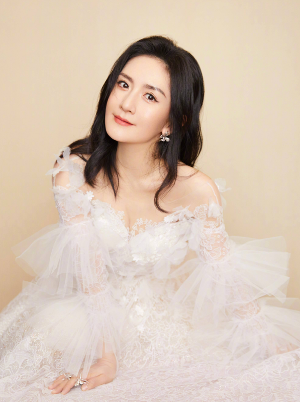 谢娜秀一胎二胎马甲线立志要做更好的自己网友评论区直呼老婆