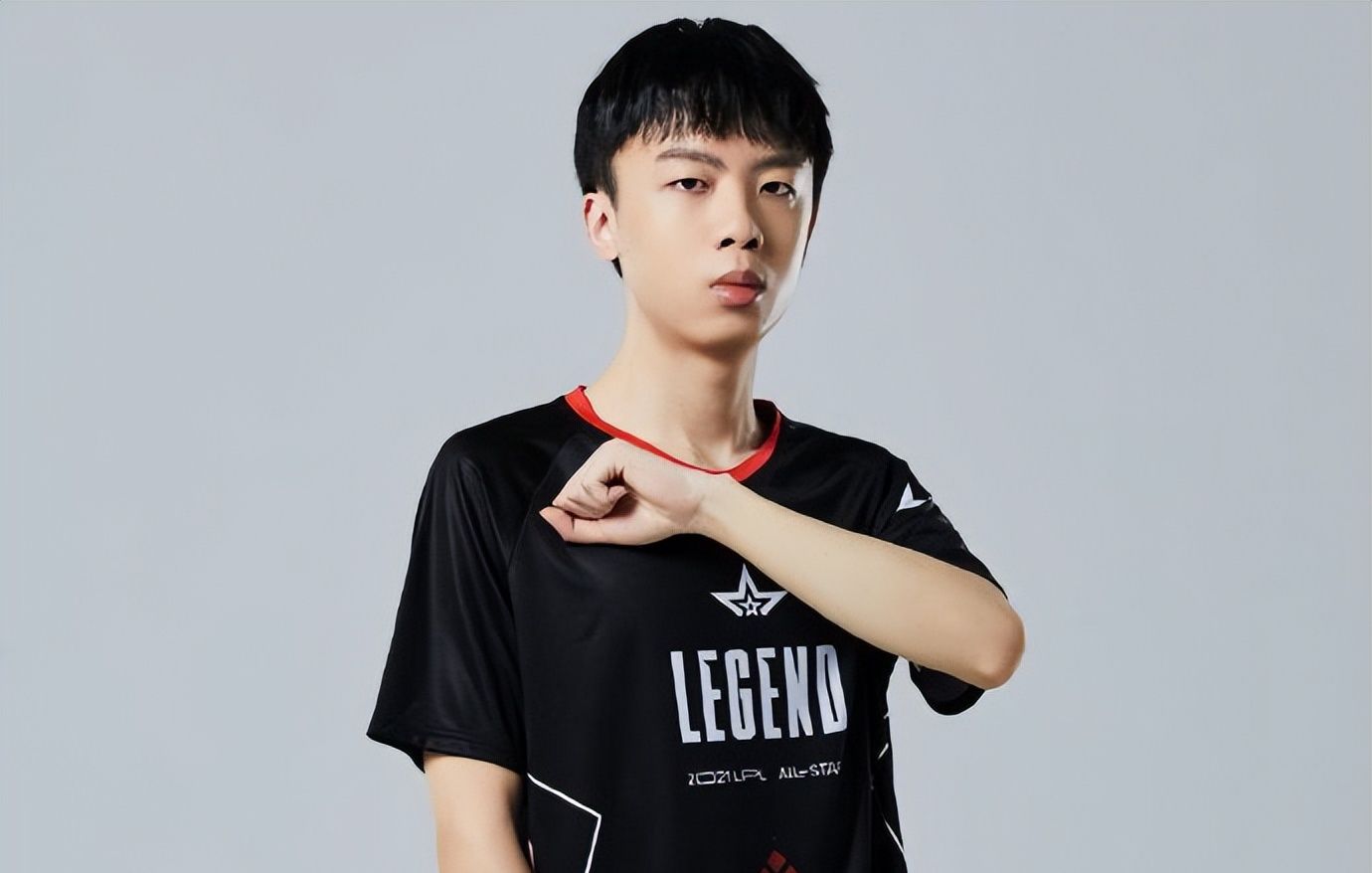 WE粉丝狂喜!WE官宣SMLZ回归,网友直言:性格问题,不太看好休闲区蓝鸢梦想 - Www.slyday.coM WE粉丝狂喜!WE官宣SMLZ回归,网友直言:性格问题,不太看好休闲区蓝鸢梦想 - Www.slyday.coM