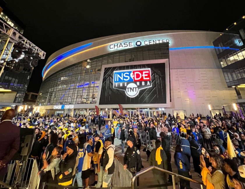 今日NBA:勇士8年6进总决追平公牛,库里西决MVP&一成就比肩乔丹休闲区蓝鸢梦想 - Www.slyday.coM 今日NBA:勇士8年6进总决追平公牛,库里西决MVP&一成就比肩乔丹休闲区蓝鸢梦想 - Www.slyday.coM