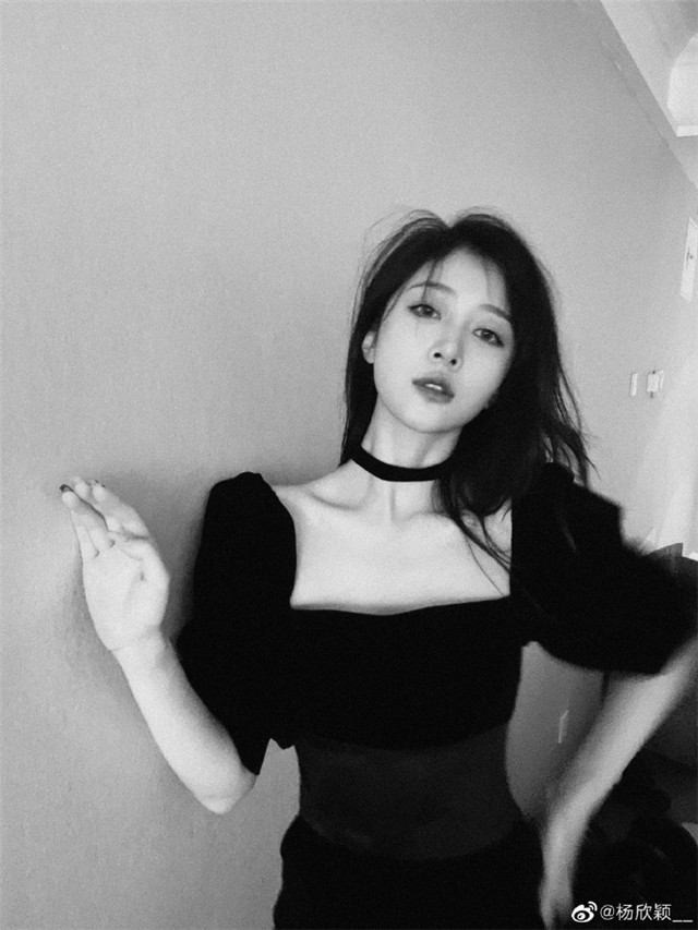 演员胡耘豪宣布离婚，前妻晒出轨证据，男方承认发520红包给小三休闲区蓝鸢梦想 - Www.slyday.coM