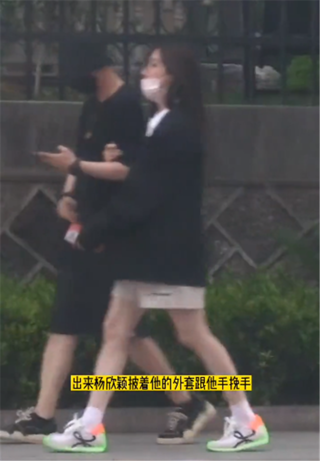 演员胡耘豪宣布离婚，前妻晒出轨证据，男方承认发520红包给小三休闲区蓝鸢梦想 - Www.slyday.coM