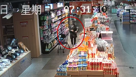 女子盗窃八次,只为给流浪猫狗喂食,能因为爱心给她免罪吗?休闲区蓝鸢梦想 - Www.slyday.coM 女子盗窃八次,只为给流浪猫狗喂食,能因为爱心给她免罪吗?休闲区蓝鸢梦想 - Www.slyday.coM