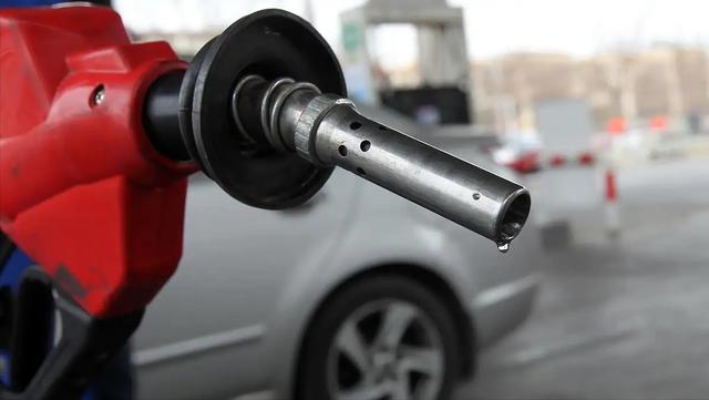 92号汽油将进入9元时代 50升油箱加满 至少多花14元休闲区蓝鸢梦想 - Www.slyday.coM