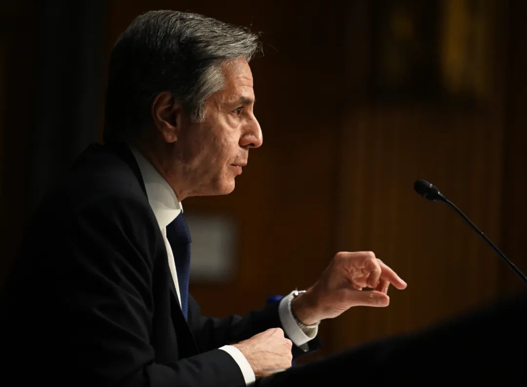 97(资料图)2021年6月,美国国务卿布林肯出席国会听证会.