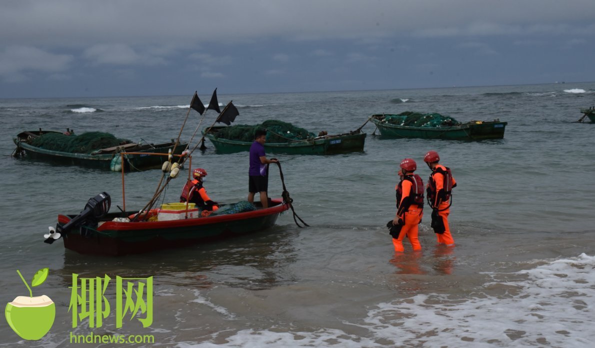 文昌4人赶海遇险，2名男子不幸溺水身亡休闲区蓝鸢梦想 - Www.slyday.coM