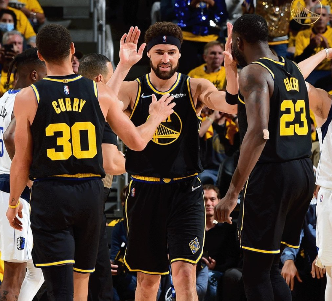 缔造王朝勇士八年内第六次挺进nba总决赛库里加冕西决mvp