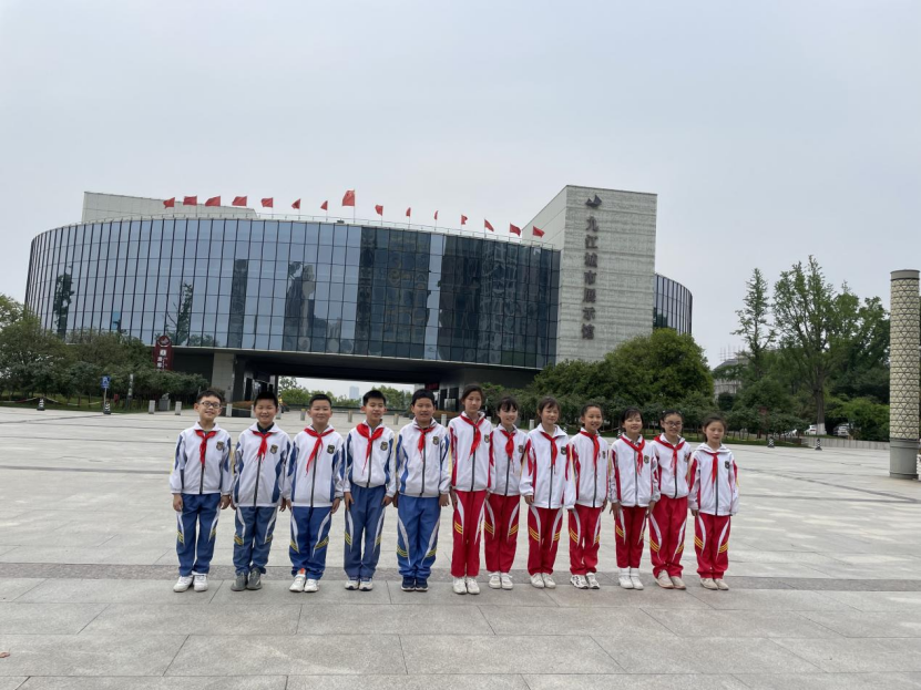 聚焦民生发展 感悟幸福生活——九江小学开展"寻访幸福江西"少年儿童