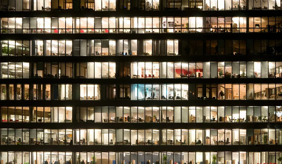 下班后用微信处理工作时猝死，算工伤吗？休闲区蓝鸢梦想 - Www.slyday.coM