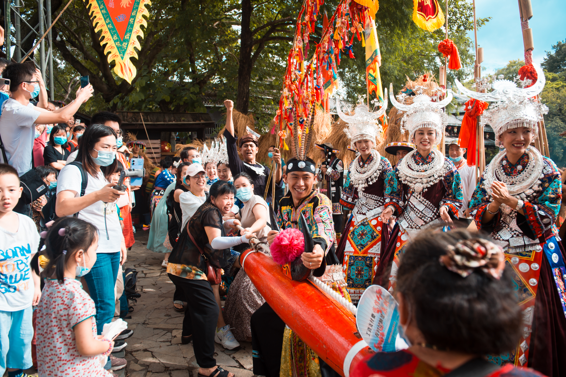 传统端午节,苗族龙船节 锦绣中华端午活动氛围感拉满__财经头条