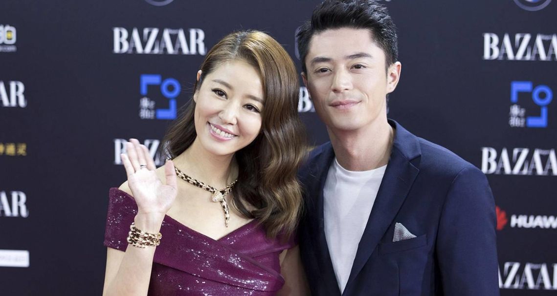 林心如牵女儿外出逛街!5岁小海豚太像妈,爸爸走太快母女跟不上休闲区蓝鸢梦想 - Www.slyday.coM