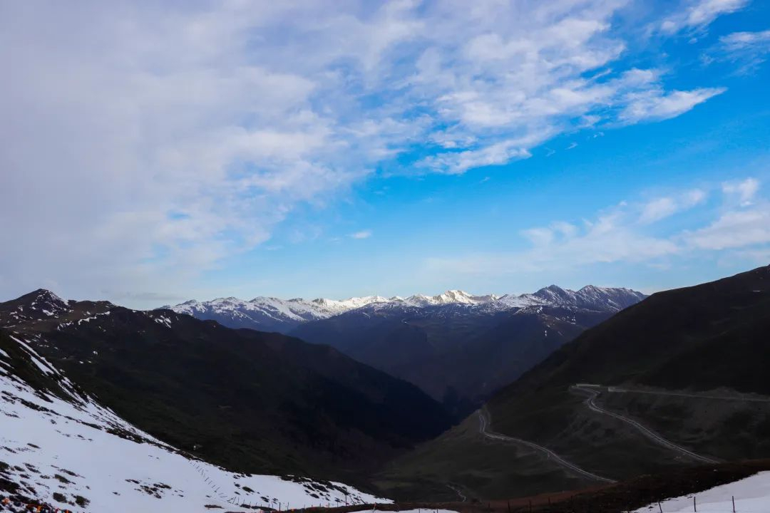 四川有座雪山,是红军长征翻越的第一座大雪山,景美人少免门票休闲区蓝鸢梦想 - Www.slyday.coM 四川有座雪山,是红军长征翻越的第一座大雪山,景美人少免门票休闲区蓝鸢梦想 - Www.slyday.coM
