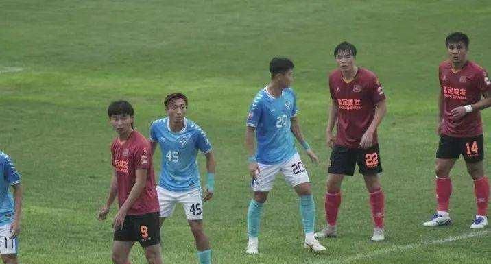 被“抬上”中甲，想躲是躲不掉的，大连人队给中甲留了个缺口休闲区蓝鸢梦想 - Www.slyday.coM