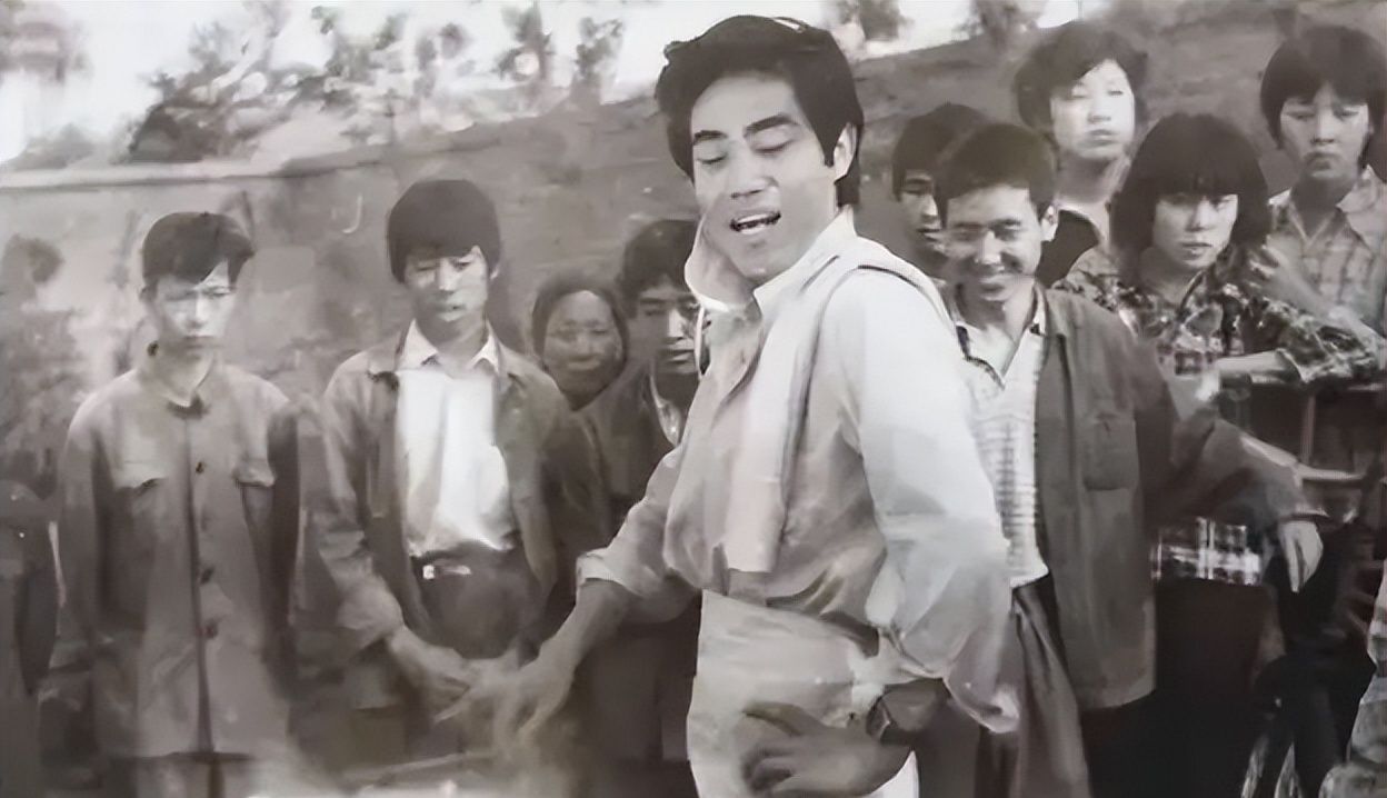 陈宝国:与赵奎娥恋爱8年,结婚40年育有一子,明星儿子是他们骄傲休闲区蓝鸢梦想 - Www.slyday.coM 陈宝国:与赵奎娥恋爱8年,结婚40年育有一子,明星儿子是他们骄傲休闲区蓝鸢梦想 - Www.slyday.coM