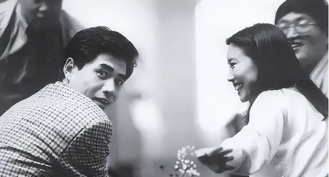 陈宝国:与赵奎娥恋爱8年,结婚40年育有一子,明星儿子是他们骄傲休闲区蓝鸢梦想 - Www.slyday.coM 陈宝国:与赵奎娥恋爱8年,结婚40年育有一子,明星儿子是他们骄傲休闲区蓝鸢梦想 - Www.slyday.coM