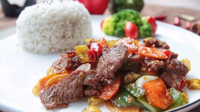 量多又美味的午餐便当,黑椒牛肉饭,学生党上班族不用点外卖了|上班族|