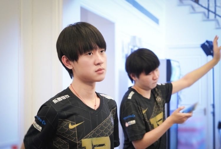 晋级MSI决赛RNG受访:全员看好T1击败G2,小明认为S赛最重要休闲区蓝鸢梦想 - Www.slyday.coM 晋级MSI决赛RNG受访:全员看好T1击败G2,小明认为S赛最重要休闲区蓝鸢梦想 - Www.slyday.coM