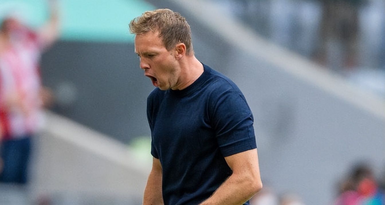 莱万笑了！拜仁酝酿神操作：将强化两翼齐飞组合，留队有望拿金球休闲区蓝鸢梦想 - Www.slyday.coM