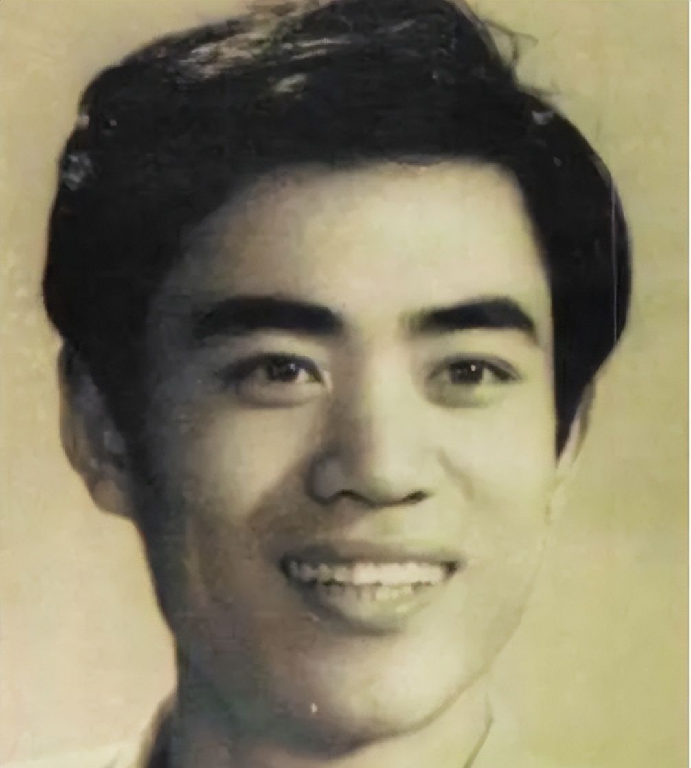 陈宝国:与赵奎娥恋爱8年,结婚40年育有一子,明星儿子是他们骄傲休闲区蓝鸢梦想 - Www.slyday.coM 陈宝国:与赵奎娥恋爱8年,结婚40年育有一子,明星儿子是他们骄傲休闲区蓝鸢梦想 - Www.slyday.coM